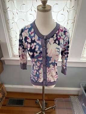 Diane von Furstenberg 100% Cashmere Floral Abstract Button-Down Cardigan